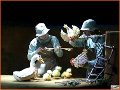 En el teatro Gurdulu EL PATITO FEO