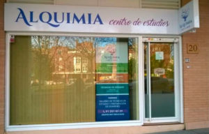 alquimia-centro-de-estudios-ingles-idiomas-niños-adutos-adolescentes-apoyo-escolar-academia-escuela-matemáticas-primaria-bachillerato-eso-secundaria