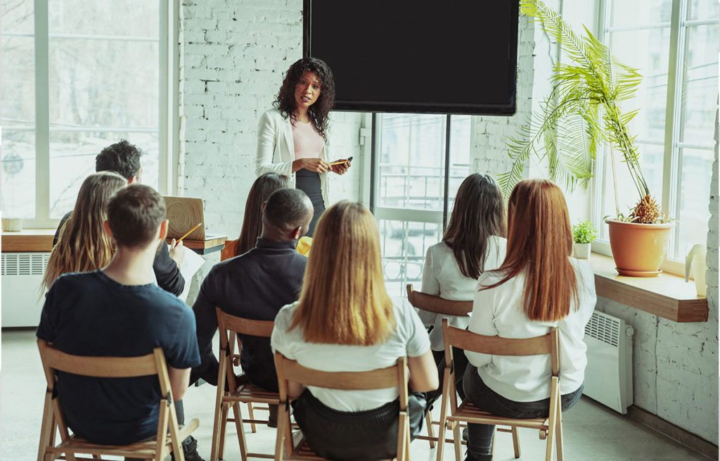 centro-de-estudios-butarque-leganes-academia-escuela-apoyo-escolar-bachillerato-primaria-secundaria-formacion-certificado-profesionalidad-sepe-gratis