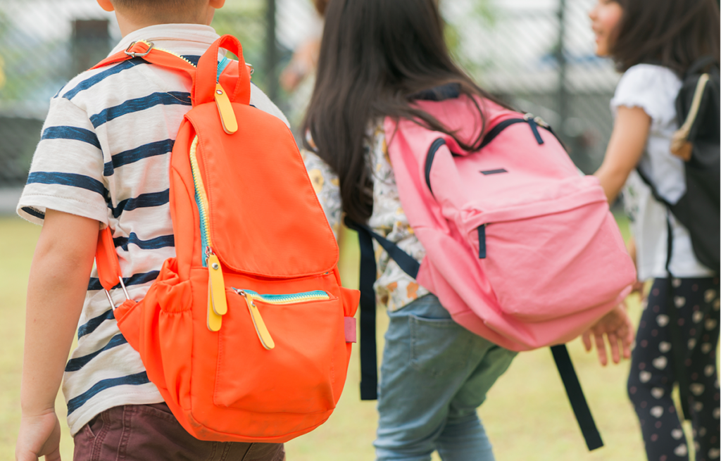 niños estudio refuerzo apoyo escolar colegio primaria educación academia