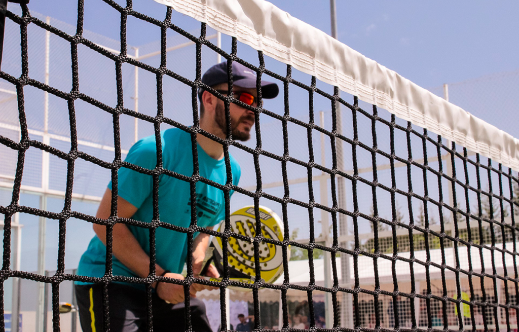 – padel deporte indoor leganes club pista jugar profesionales cr5