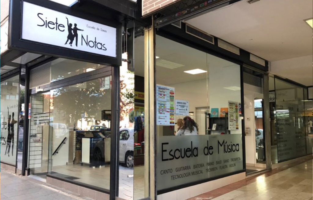 siete_notas_escuela_danza-musica-senior-gym-deporte leganes bienestar yoga png